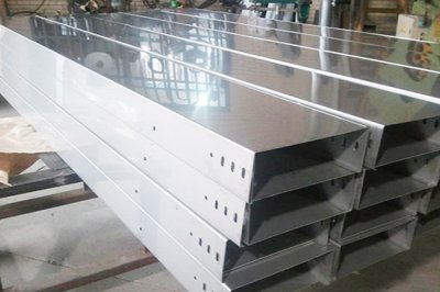 在拼装焊接电缆桥架时需要关注的四点内容